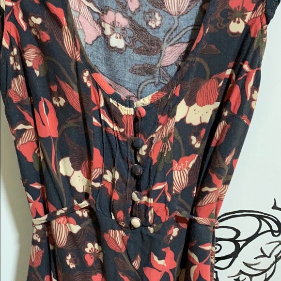 Dress - Picture 2 of 3